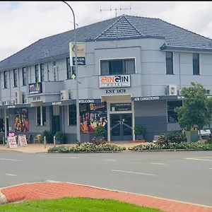 https://gin-gin-budget-accommodation.queenslandhotels.net
